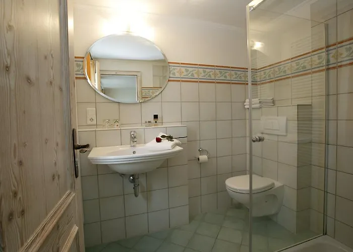 Berggasthof Zur Glocke Gasthuis